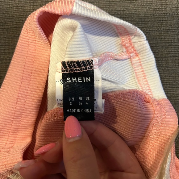 SHEIN Color Block Ribbed Tank - Picture 3 of 3